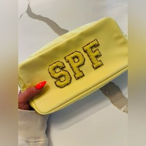 ✨ NEW Stoney Clover Lane Custom SPF Small Pouch - Neon Yellow ✨